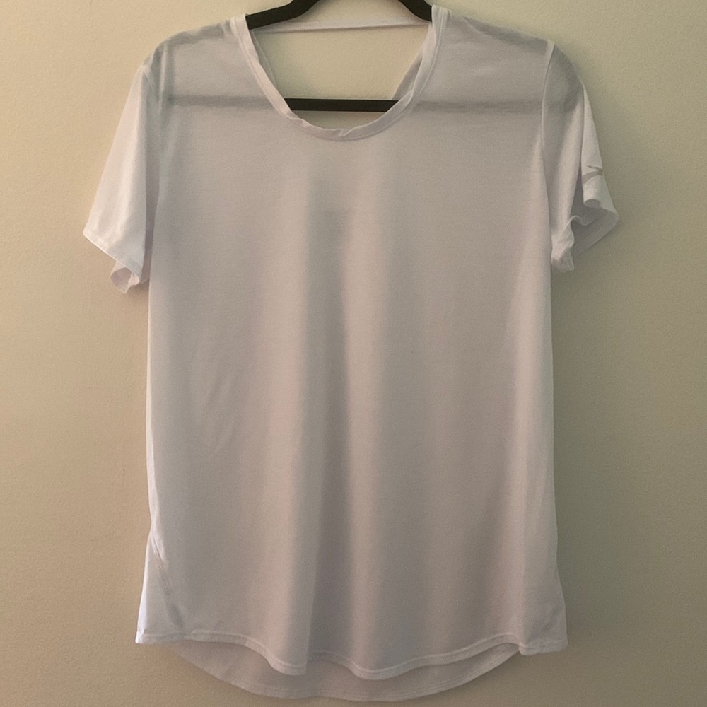 Brooks White Short Sleeve Shirt Size Large